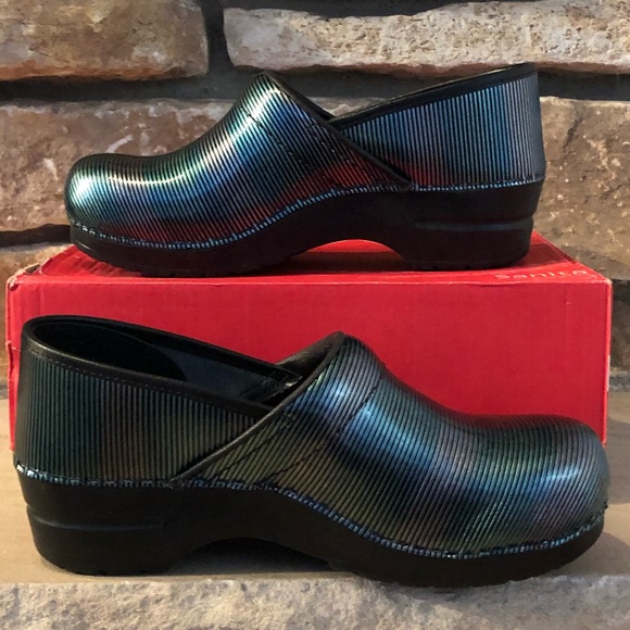 New in Box! Sanita Clogs💞 Sz 10 (40) - Picture 3 of 8